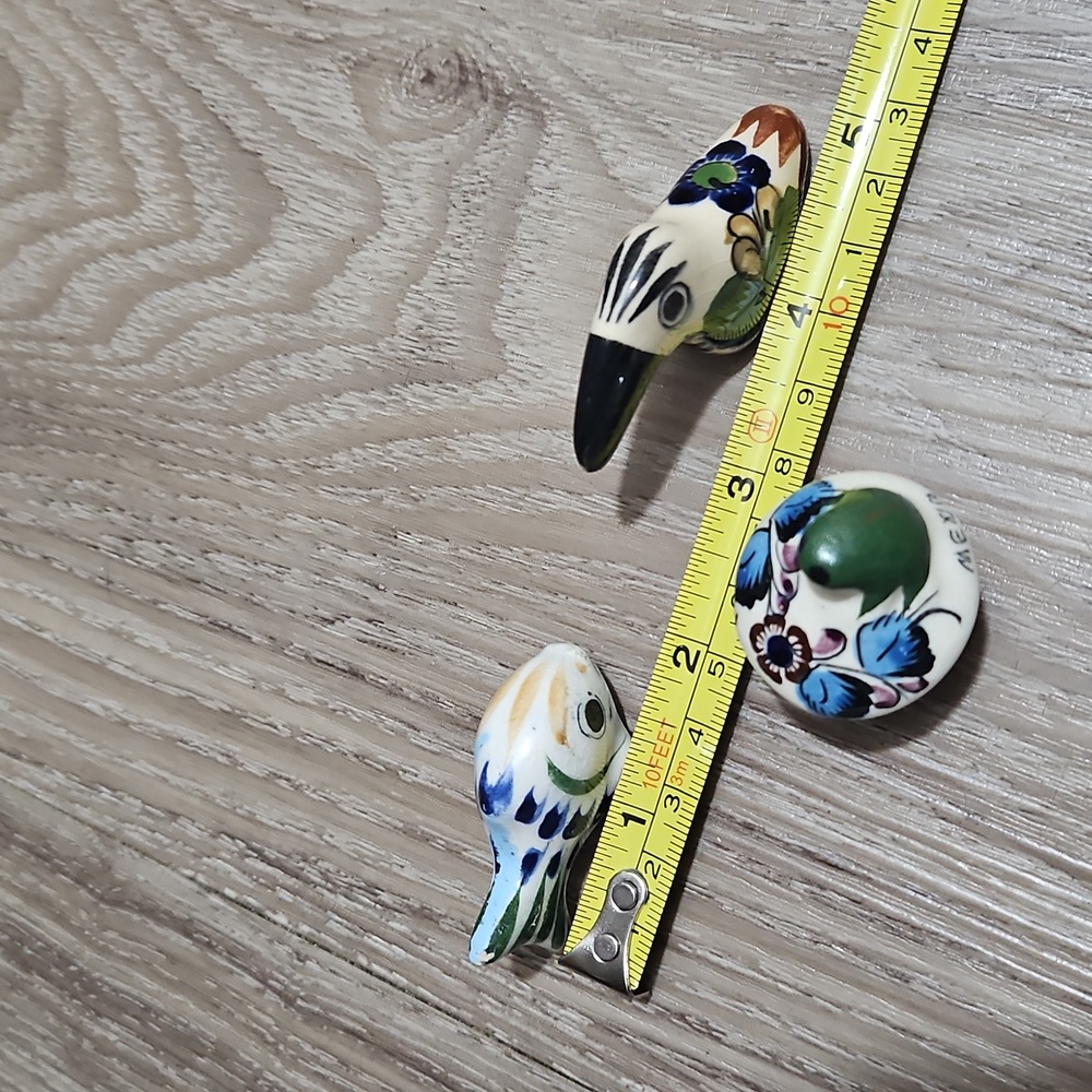 Vintage Mexican Tonala Ceramic Glazed Koi Fish Toucan Frog On Mushroom Figurines - Picture 16 of 16